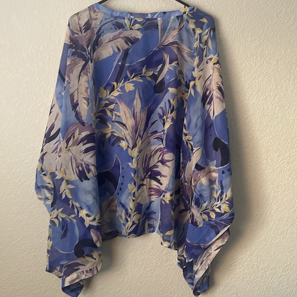 Chico's Multicolor Leaf Print Blouse - Picture 7 of 7